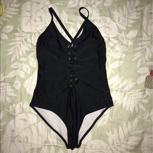 ROMWE Black One Piece Swimsuit